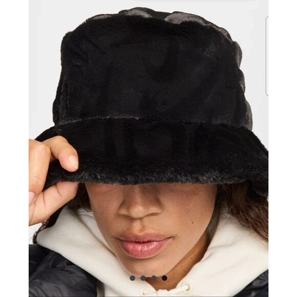 Nike Apex Faux Fur Bucket Hat Black Plush Soft HF7194-010 Adult Unisex Medium - Picture 4 of 7